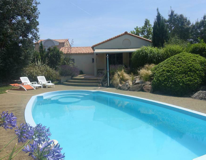 Poolvillavendee Villa La Dolce Vita Les Jardins des Sables d'Olonne Vendee Frankrijk Voorkant van de villa